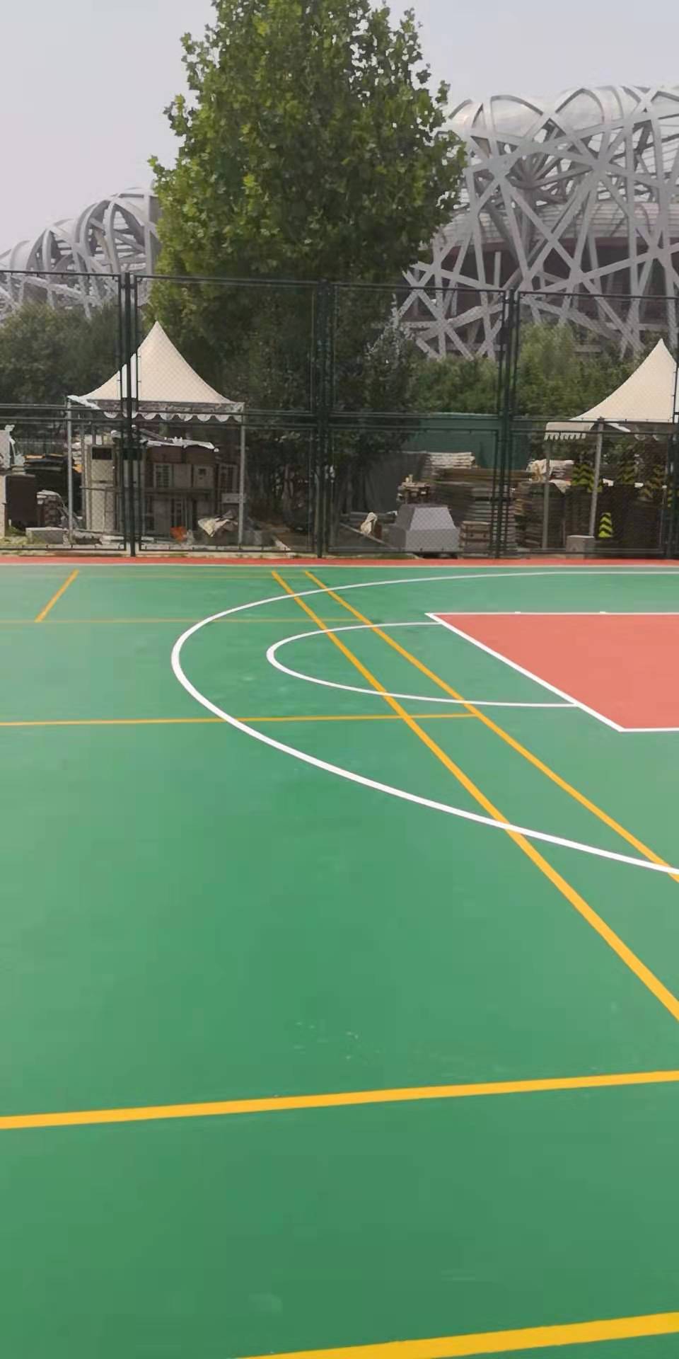 济南鸟巢管委会篮球场